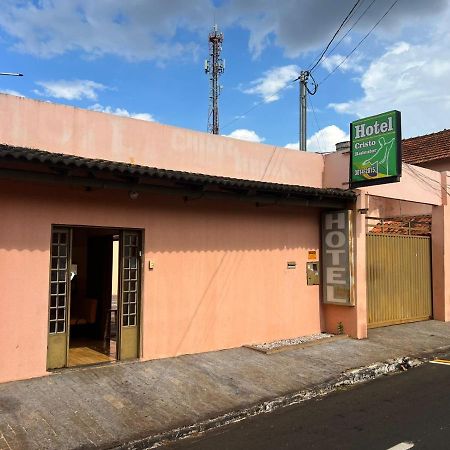 Hotel Cristo Redentor Jataí Екстериор снимка