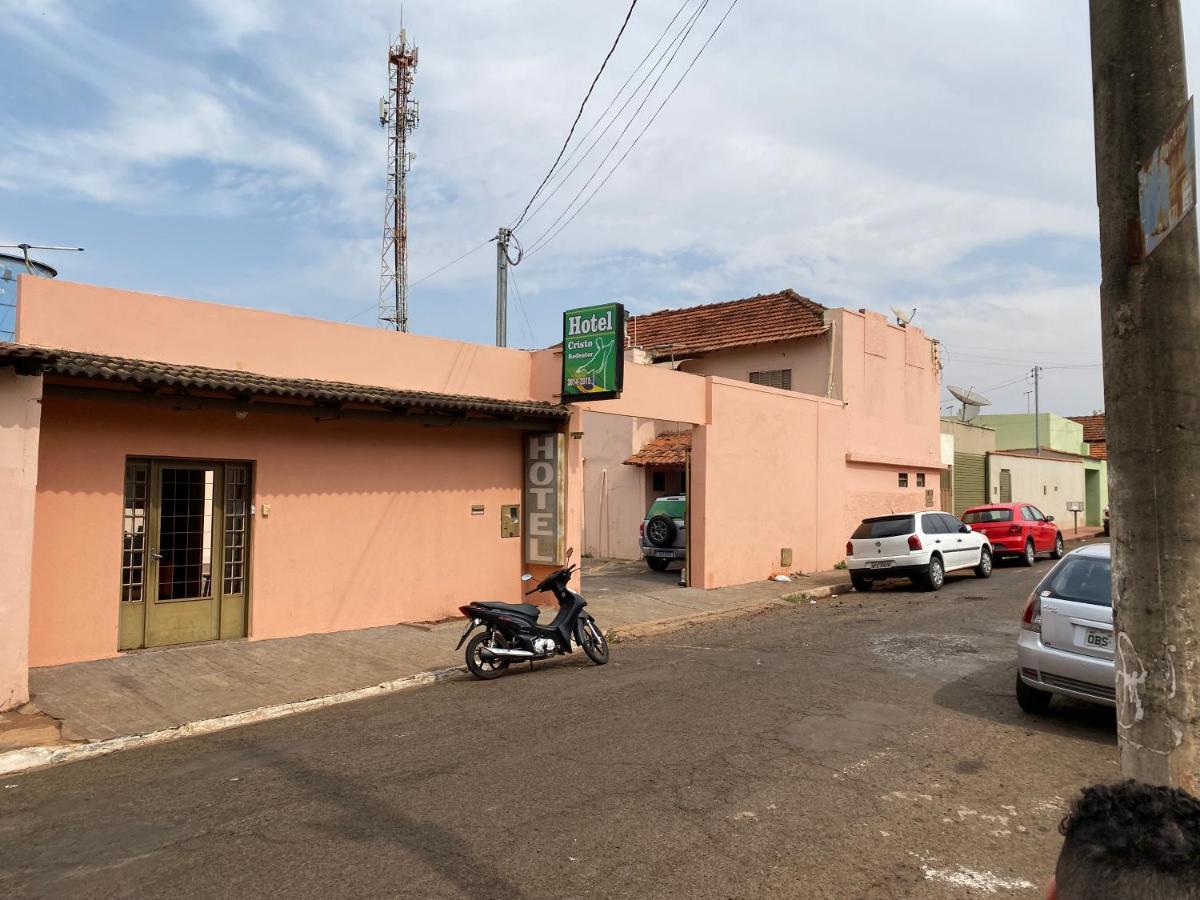 Hotel Cristo Redentor Jataí Екстериор снимка